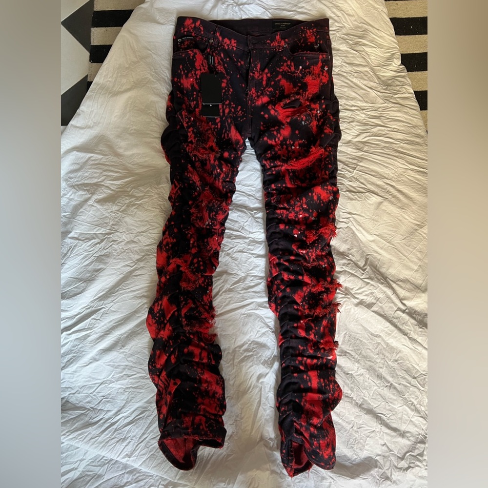 NEW never worn Dolce & Gabbana distressed acid-wash jeans.